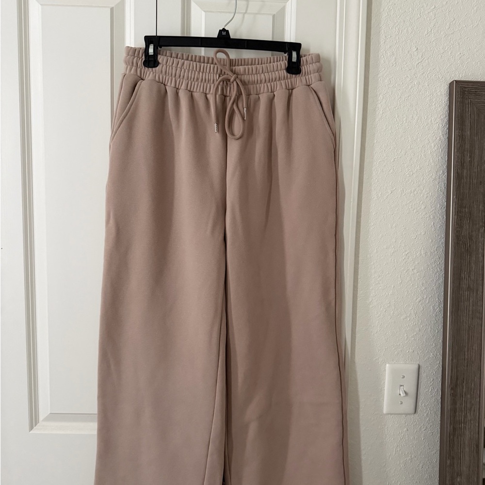 Trendy Wide-Leg Sweatpants